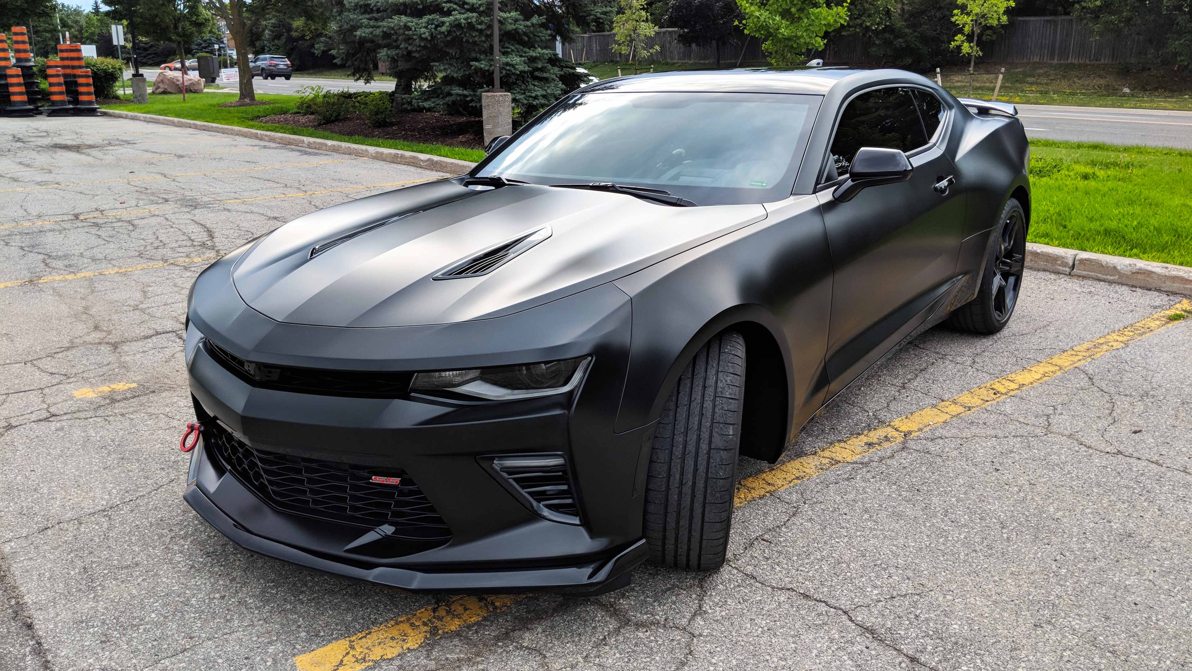 Черный шеви. Шевроле Камаро 2020 черная. Chevrolet Camaro 2022 черная. Chevrolet Camaro 2021 Black. Шевроле Камаро 2021 черная.